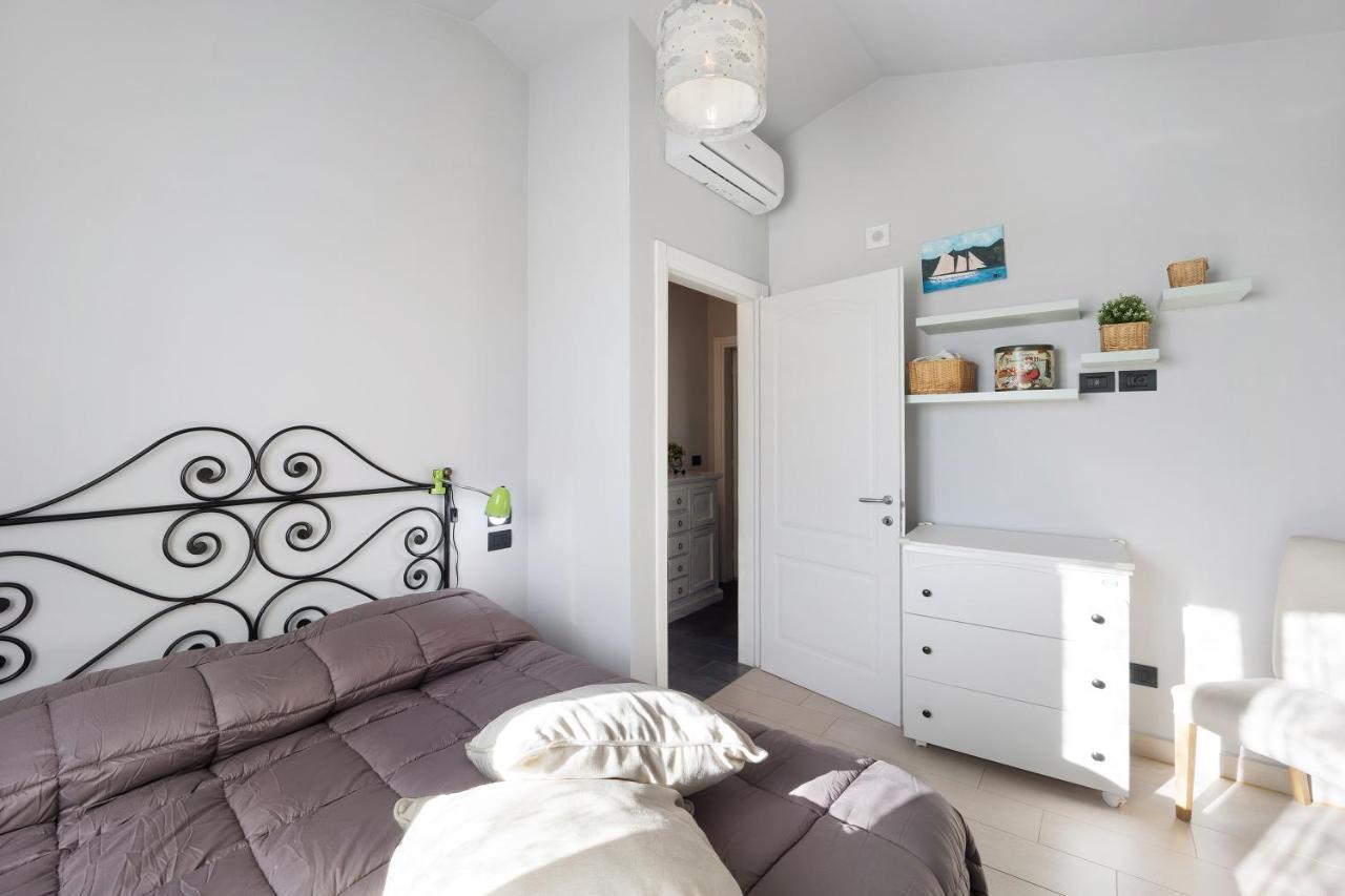 Casa Girasole 600 Mt Dal Mare Apartment Imperia Exterior foto