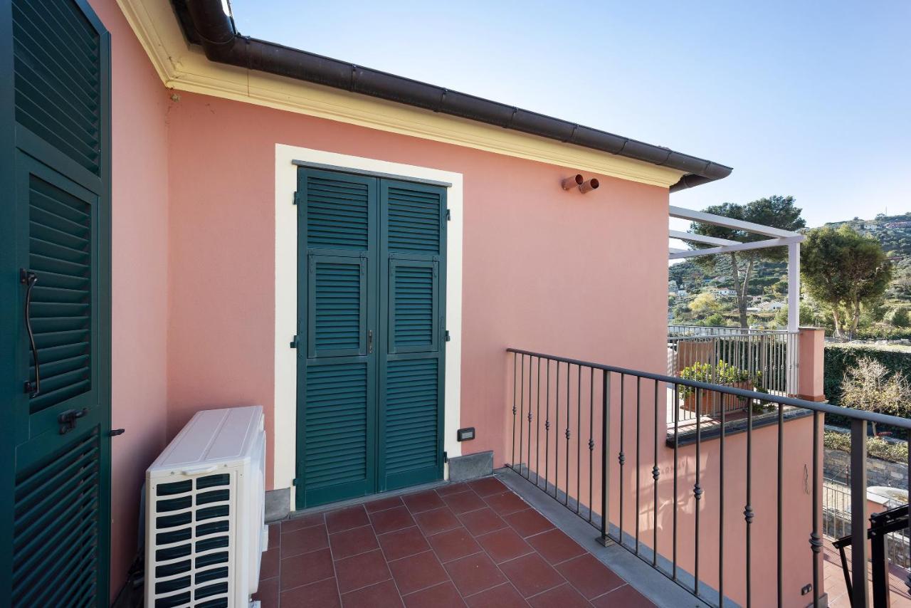 Casa Girasole 600 Mt Dal Mare Apartment Imperia Exterior foto