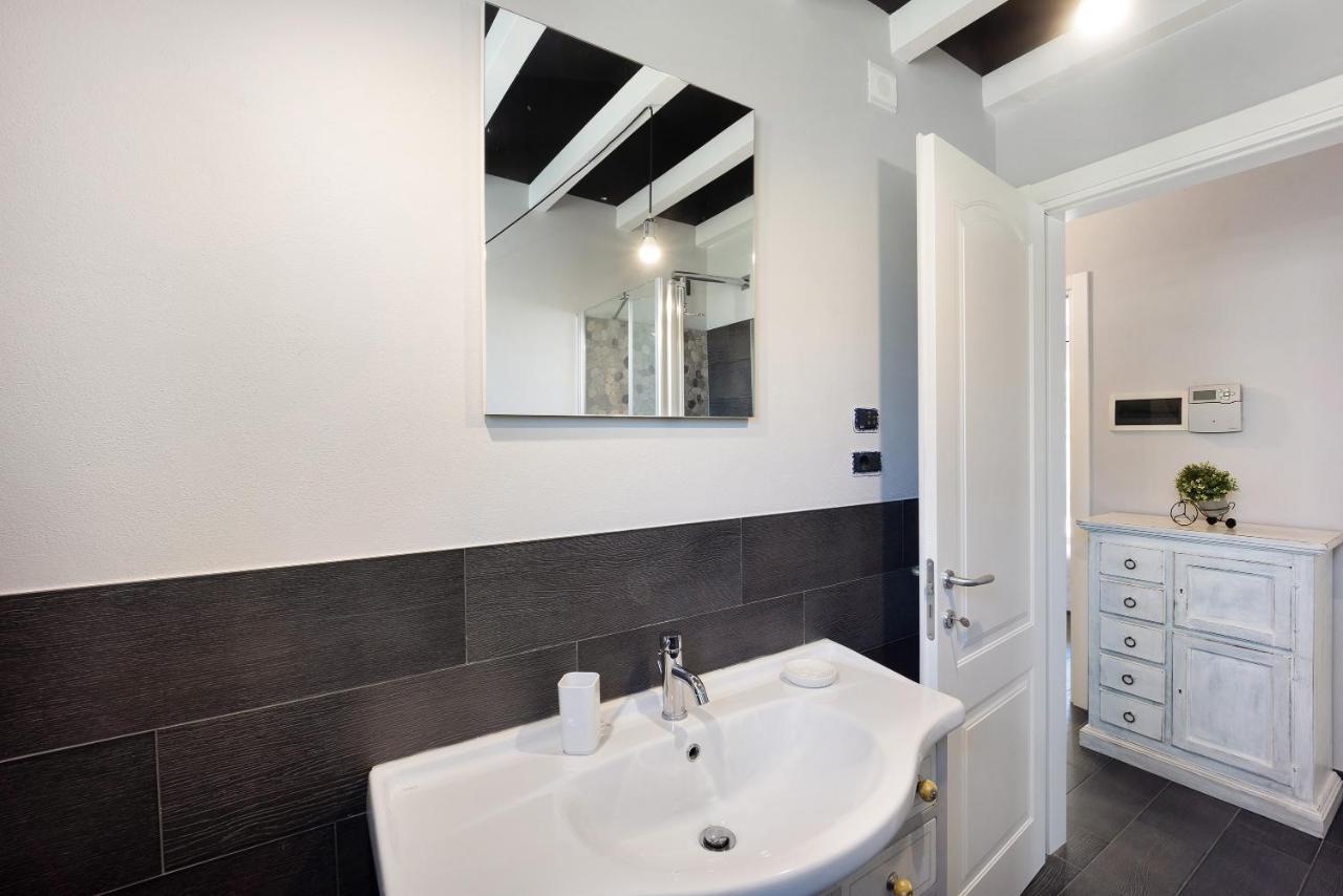 Casa Girasole 600 Mt Dal Mare Apartment Imperia Exterior foto